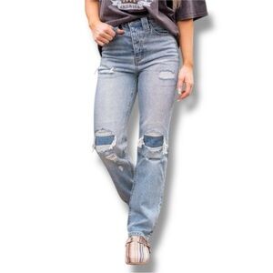 NWT Kancan Vintage 90s Straight Leg Distressed Jeans – Size 11/29